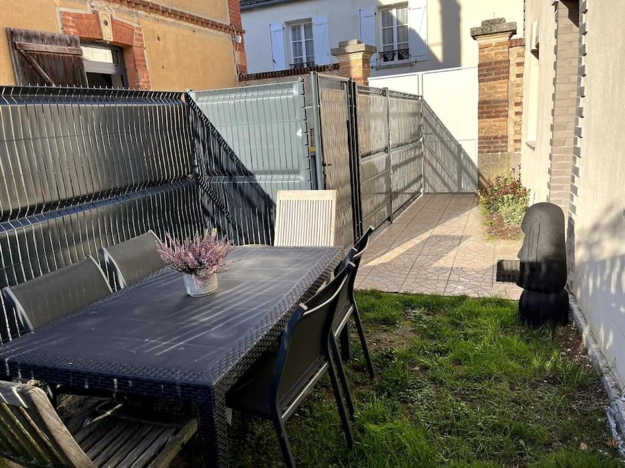 Petite Maison De Charme A 10 Minutes De Disney ! Montévrain Exterior foto